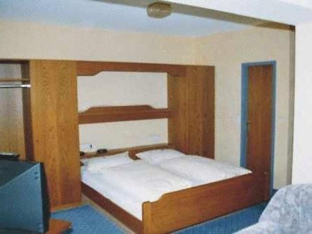Hotel Ludwigstal Schriesheim Quarto foto
